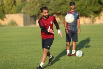 علی غلامزاده، گلر فجرسپاسی برنده دستکش طلای لیگ آزادگان شد
