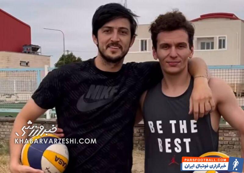عکس| دیدار سردار آزمون با ستاره والیبال ایران