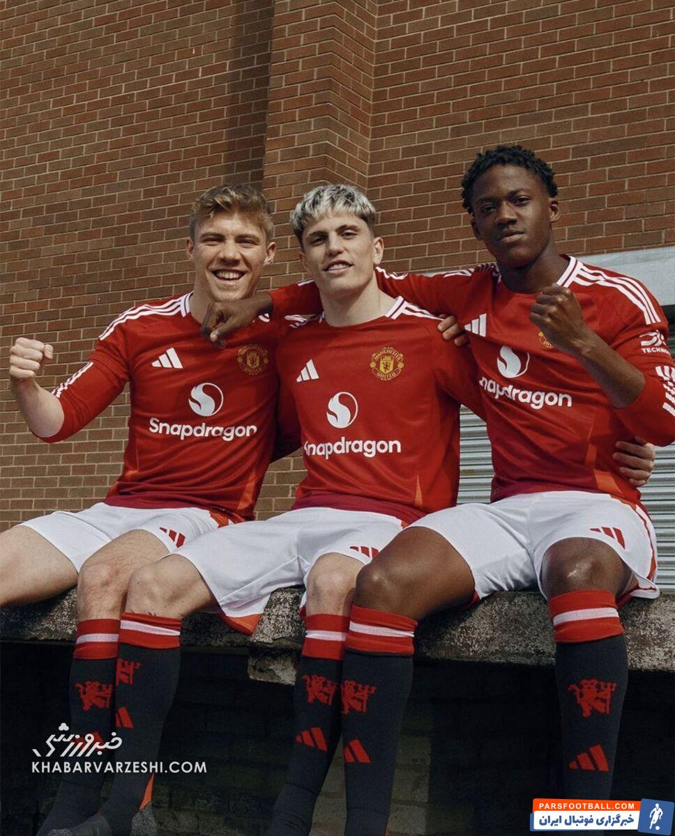 تصاویر| رونمایی از کیت جدید منچستریونایتد با اسپانسری ویژه