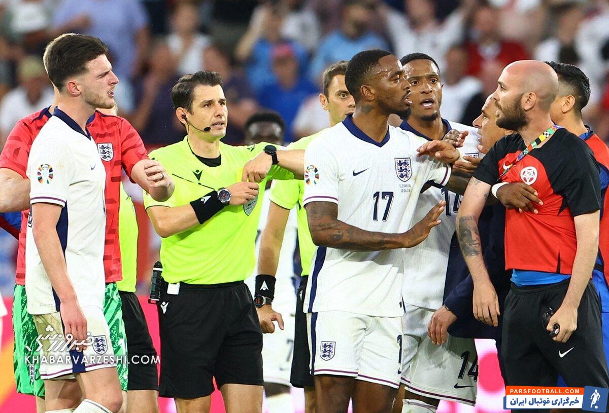 درگیری شدید در پایان بازی انگلیس - اسلواکی؛ چرا رایس با سرمربی حریف به‌شدت درگیر شد؟ +تصاویر