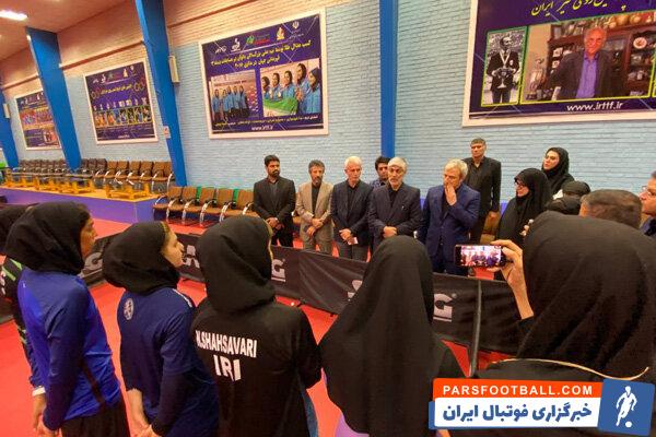 حضور وزیر ورزش و جوانان در اردوی تیم ملی تنیس روی میز بانوان