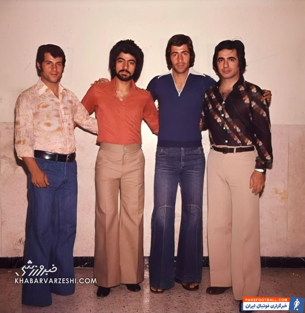 عکس زیر خاکی پروین و حجازی با خواننده‌های قبل از انقلاب