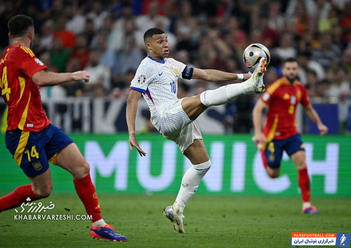 امپراتوریها اینگونه شکل میگیرند؛ اسپانیای جوان مقابل فرانسه کسلکننده/ پسری که بر احساسات کودکانهاش غلبه کرد