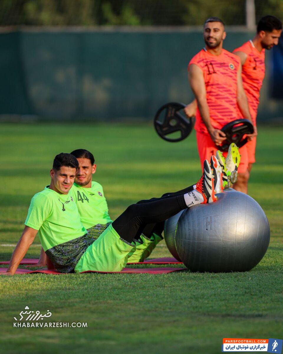 پرستاره‌ترین تیم لیگ برتر استارت زد/ سپاهانی‌ها با مورایس و خریدهای جدید بمب روحیه شدند +تصاویر