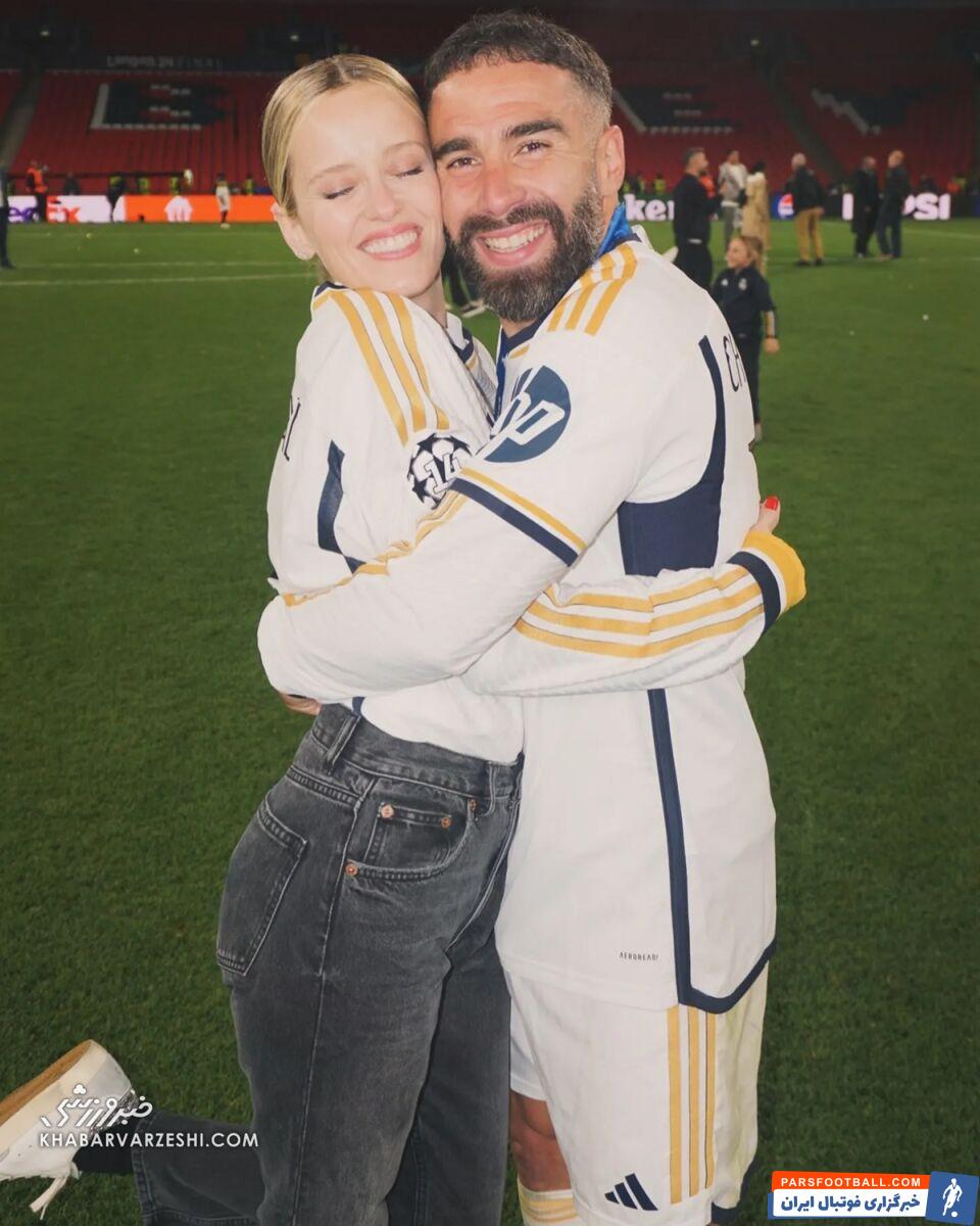 اتفاق نادر در فوتبال/ فینالیستهایی که با خواهران دوقلو ازدواج کردند! +عکس