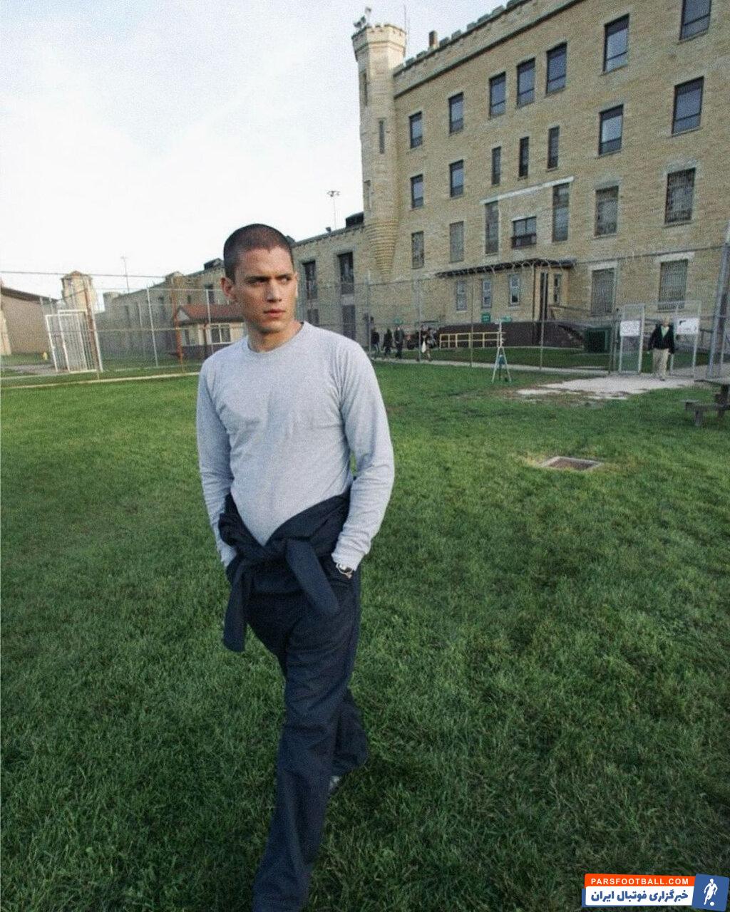 عکس| ستاره منچستر یونایتد از زندان فرار کرد!