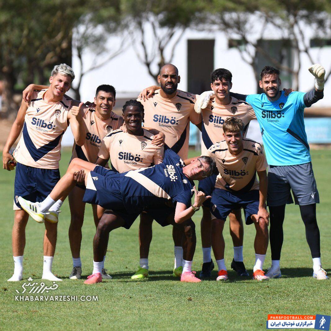 گزینه نکونام در تمرین تیم اسپانیایی/ حضور این بازیکن در استقلال منتفی شد؟ +عکس