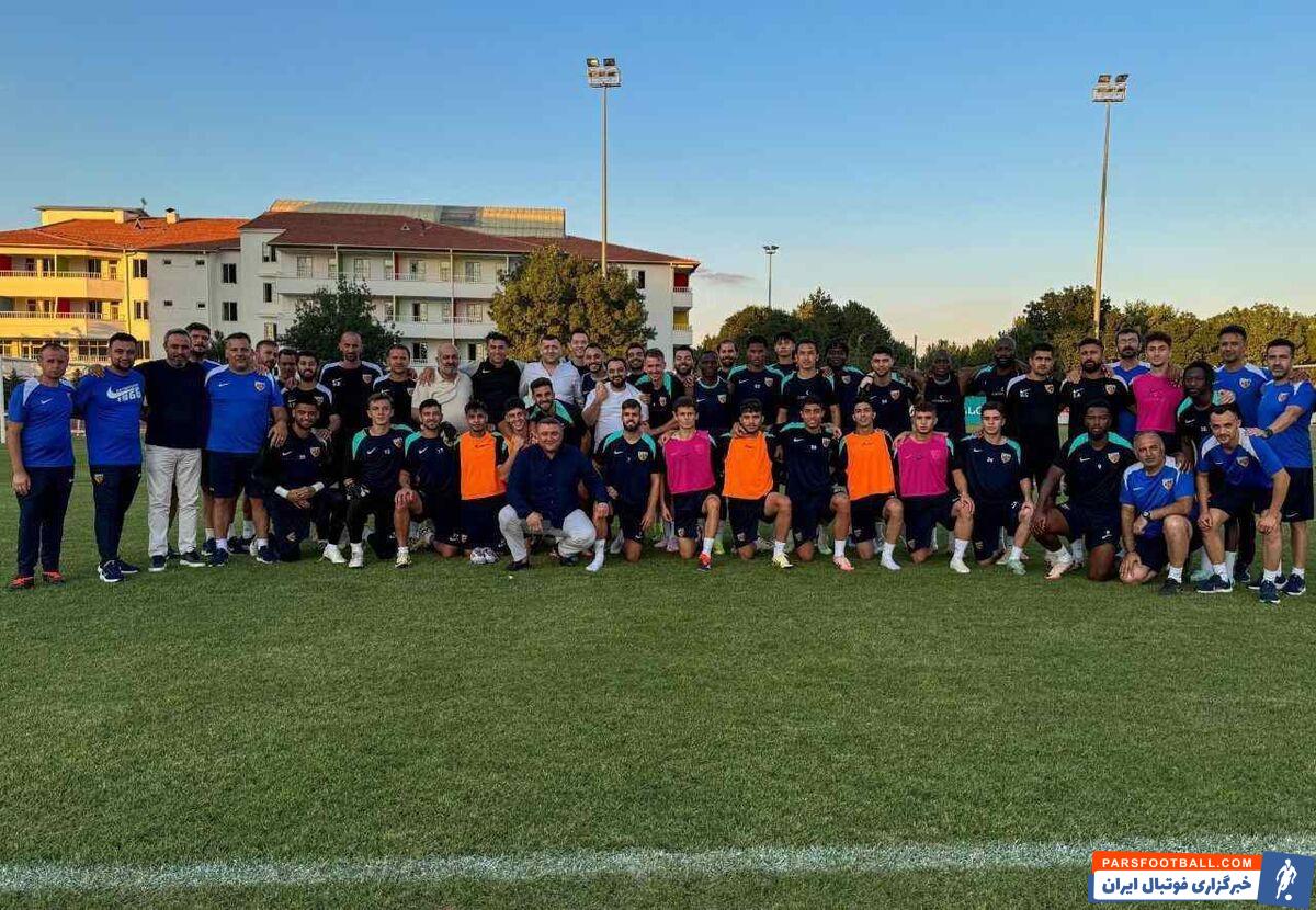 علی کریمی در آستانه بازگشت به استقلال