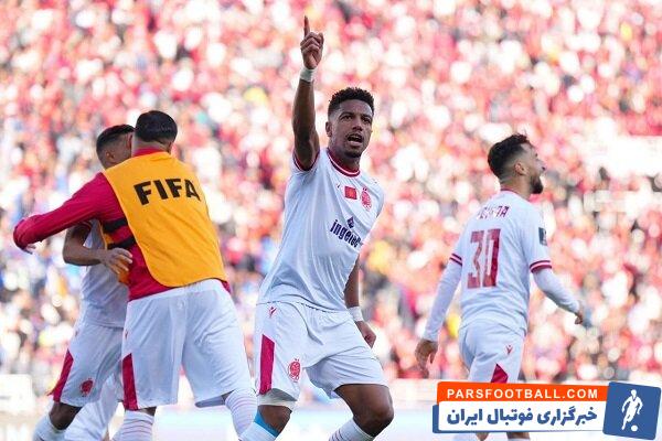 ایوب العملود برای حضور در تمرینات پرسپولیس فردا وارد ایران خواهد شد