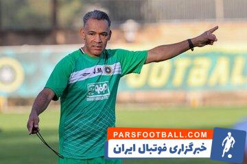 مورایس ؛ محمد مورایس سرمربی سپاهان در مراسم عزارداری روز عاشورای امام حسین