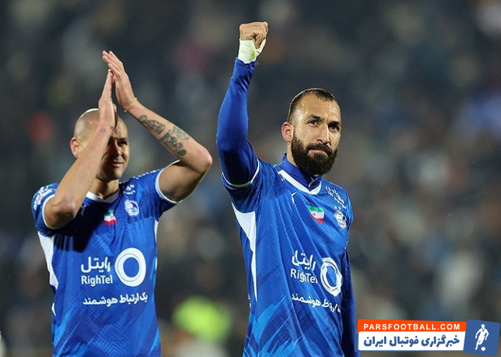 روزبه چشمی قرارداد خود را با استقلال تمدید خواهد کرد