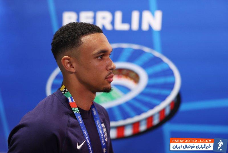 آرنولد ؛ ترنت الکساندر-آرنولد ستاره لیورپول به فکر حضور در رئال مادرید