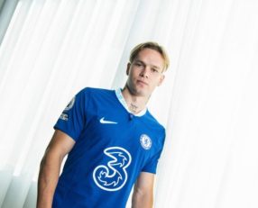 چلسی ؛ میخایلو مودریک، ستاره چلسی با موهای کوتاه و تراشیده شده