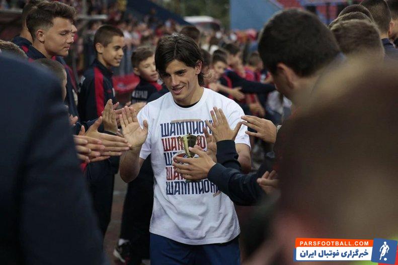 استقلال در تلاش برای انتقال قرضی ودران کیوسفسکی و حضور آلمدین زیلیکیچ در تمرین