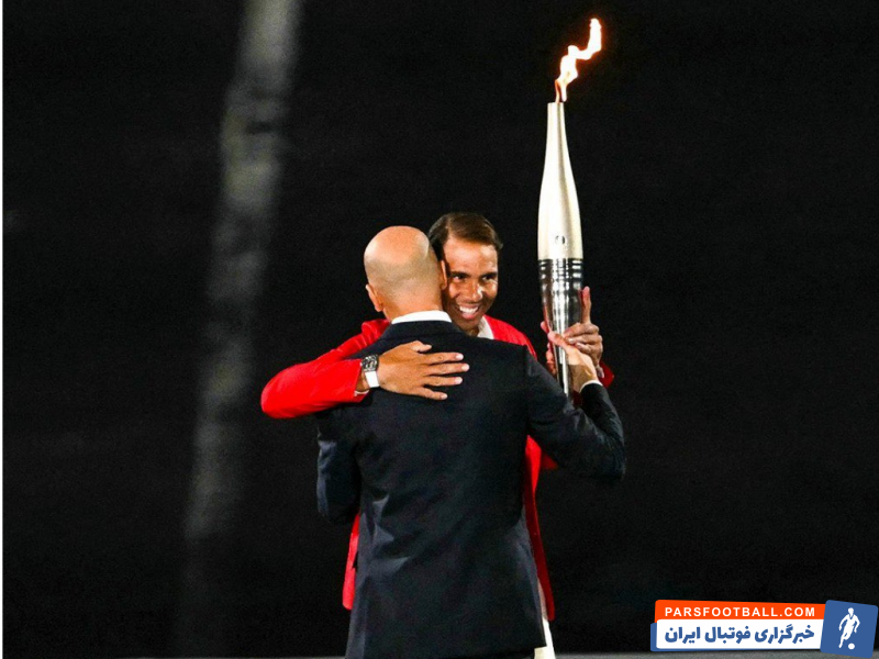 المپیک ؛ حمل مشعل المپیک ۲۰۲۴ پاریس توسط زین الدین زیدان و رافائل نادال