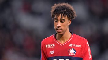 لنی یورو ؛ درخشش لنی یورو در ترکیب منچستریونایتد در اولین دیدار دوستانه