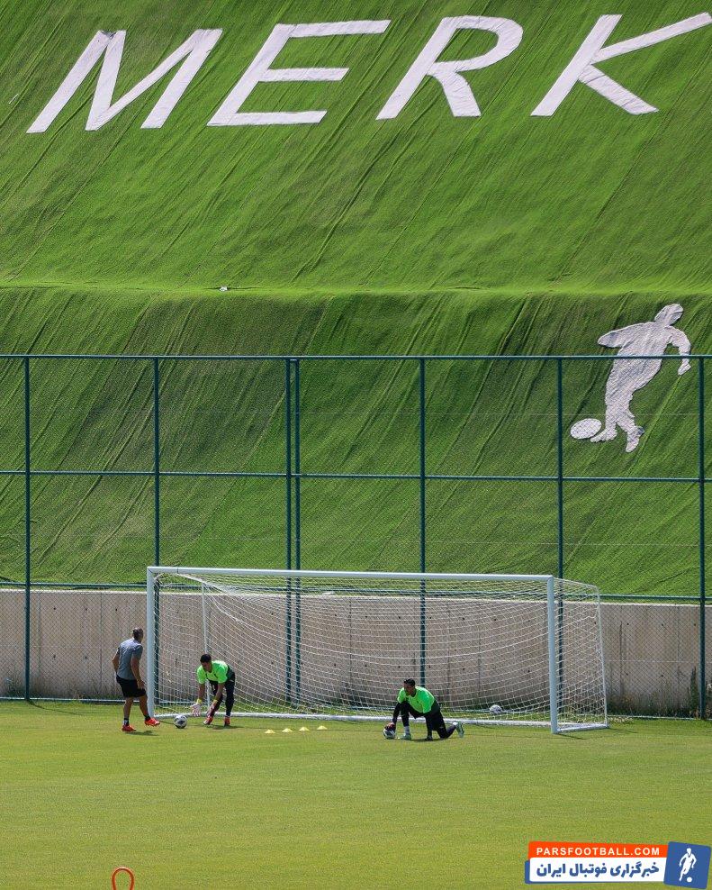 مورایس ؛ اولین جلسه تمرینی سپاهان در کمپ ارزروم ترکیه