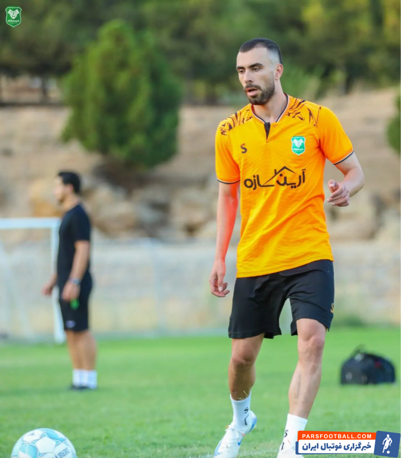 خیبر ؛ علیرضا نقیزاده و عارف رستمی با انگیزه بالا در تمرین خیبر