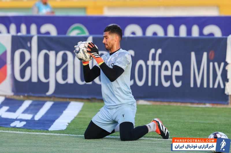 حسینی ؛ سید حسین حسینی گلر استقلال : «هستیم با اون عهدی که با هم بستیم»