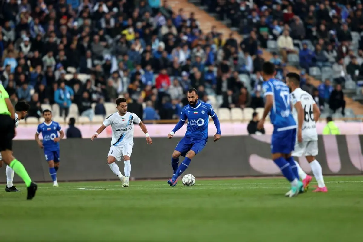 سامان نریمان جهان با عقد قراردادی به گل گهر سیرجان پیوست