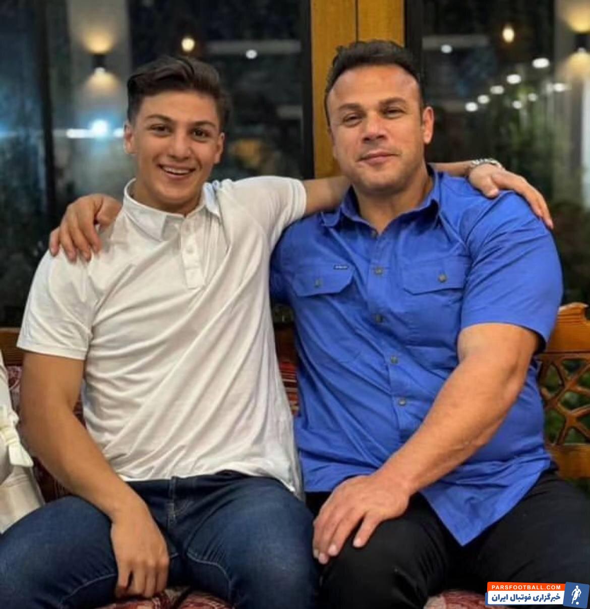 عکس | جدیدترین تصویر از محراب فاطمی در تولد پسرش