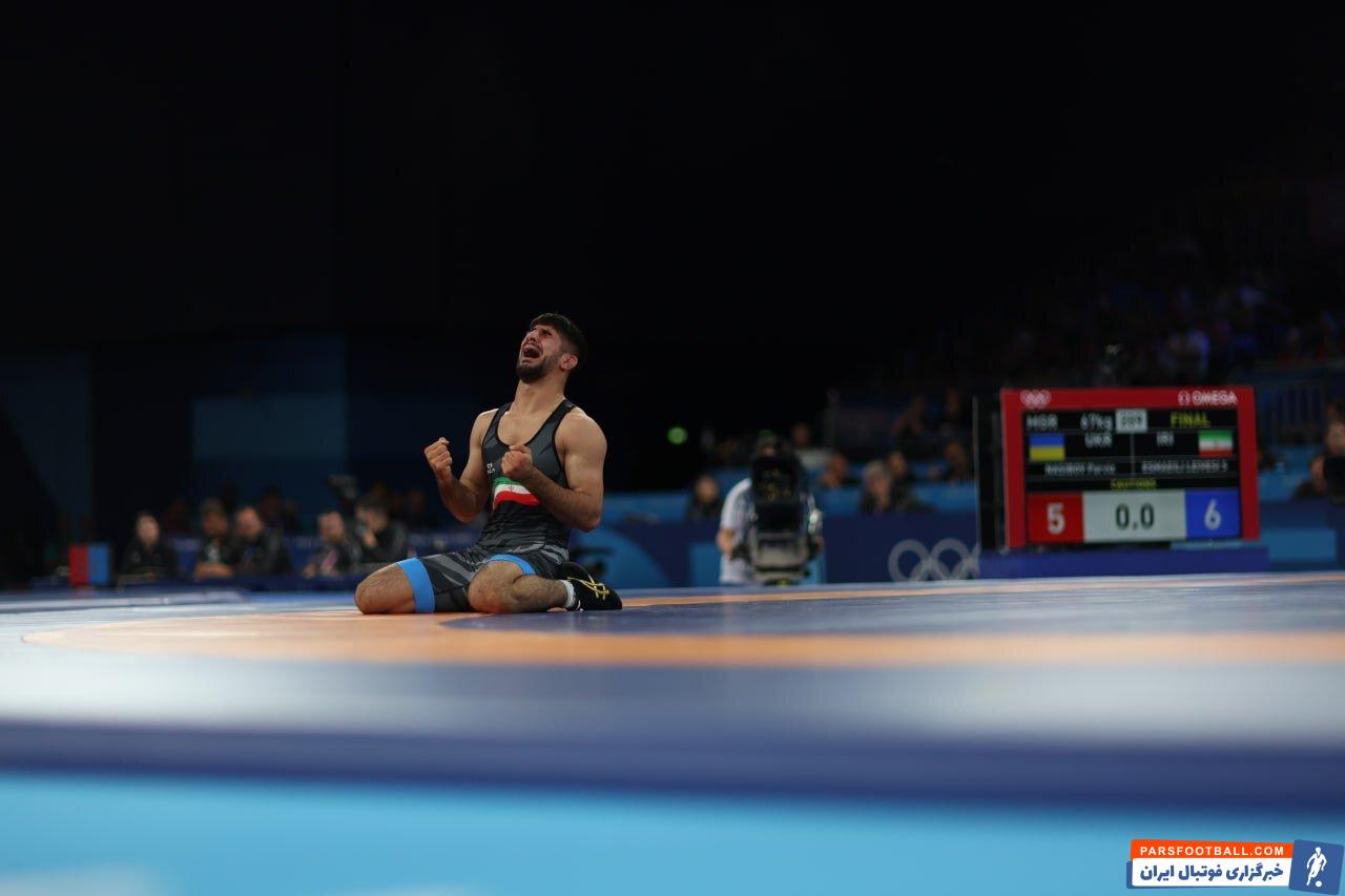 تصاویری از شادی جالب سعید اسماعیلی پس از کسب مدال طلای المپیک