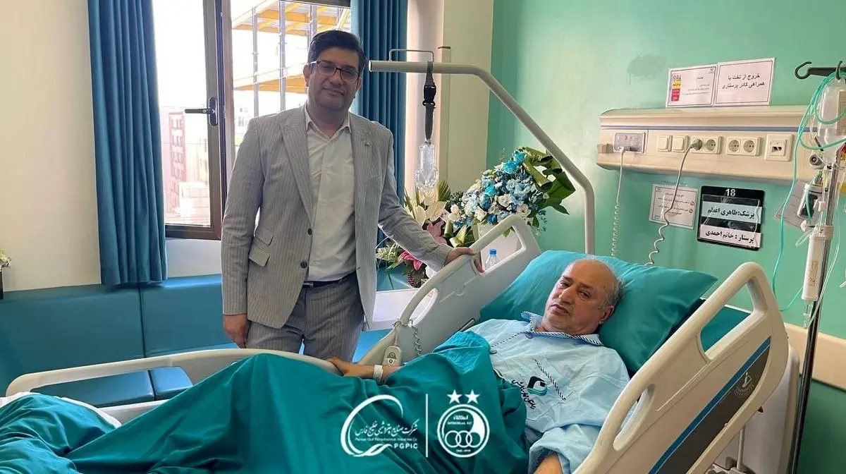 فرشید سمیعی مدیرعامل استقلال از مهدی تاج عیادت کرد