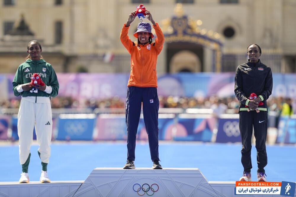 پرده آخر المپیک ۲۰۲۴ و خاموشی مشعل/ پرچمدار ایران رژه رفت