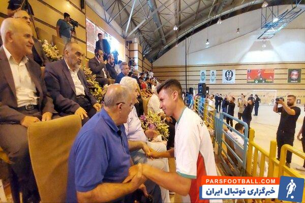 برگزاری بازی خیریه دیدار ستارگان هنر با پیشکسوتان سرخابی‌ها