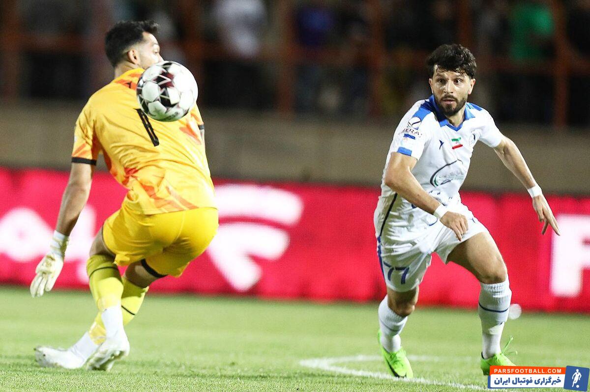 کیفیت بد کیت آبی‌ها؛ لوگوی باشگاه استقلال جدا شد +عکس