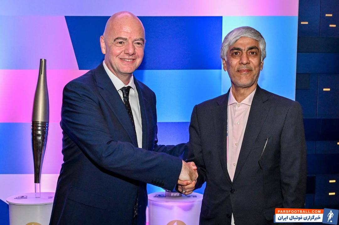 کیومرث هاشمی وزیر ورزش و جوانان با جیانی اینفانتینو دیدار کرد
