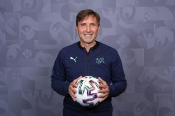 طارمی ؛ آنتونیو مانیکونه، مربی تیم ملی فوتبال ایران در تمرین اینتر