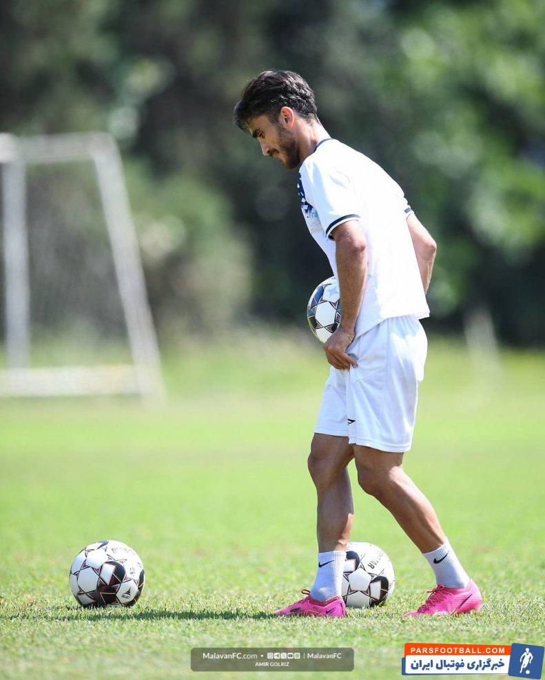 ملوان ؛ تمرین سبک بازیکنان تیم ملوان پیش از جدال با استقلال