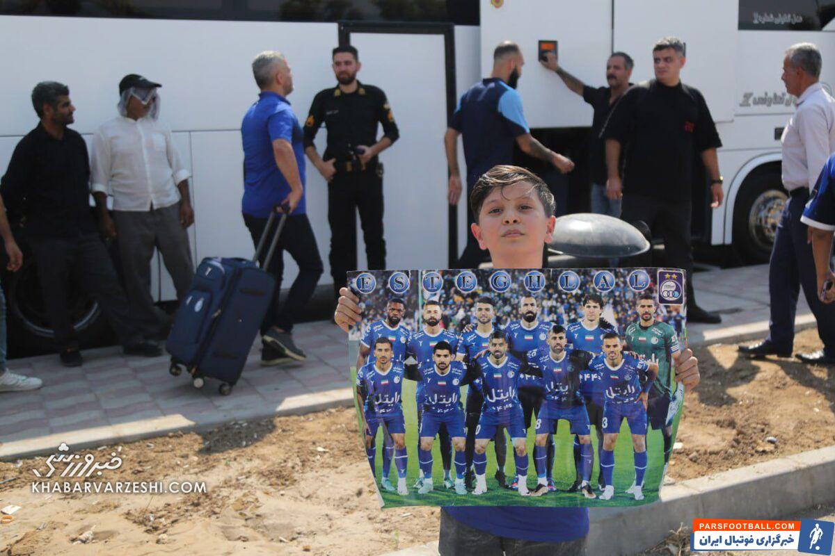 عکس| استقبال ویژه از ستارههای استقلال در شهر خاطرهها