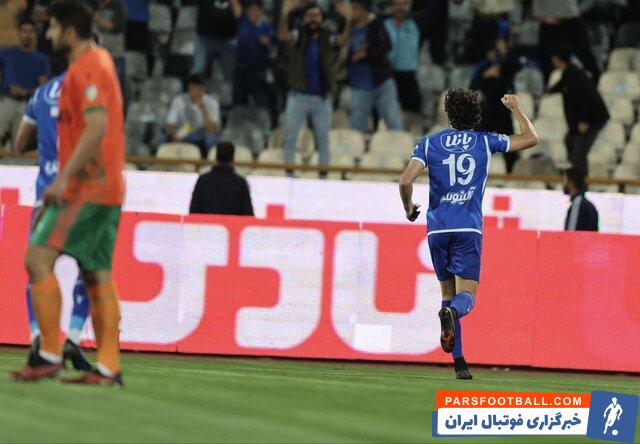 گوستاوو بلانکو ستاره استقلال دیدار مقابل ملوان را از دست داد