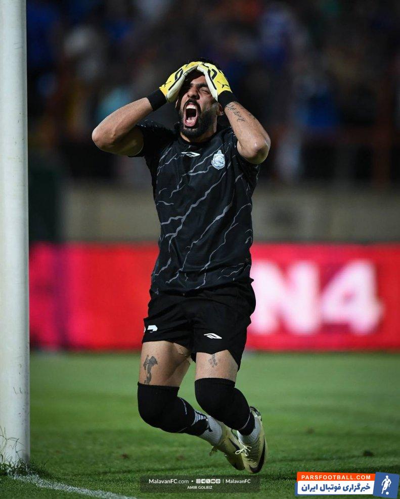 ملوان ؛ حسرت فرعباسی پس از بدشانسی در مهار پنالتی نخست رامین رضاییان 