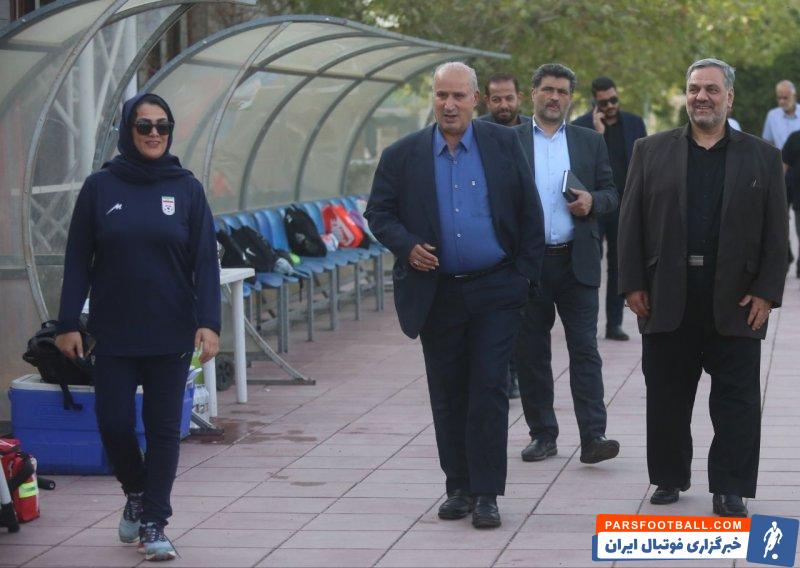 فوتبال ؛ حضور مهدی تاج در تمرین تیمهای ملی فوتبال و فوتسال زنان