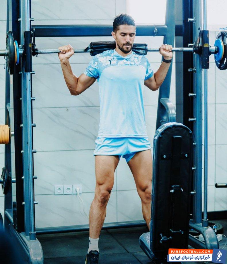 حسینی ؛ سید حسین حسینی کاپیتان استقلال با انگیزه در تمرین 