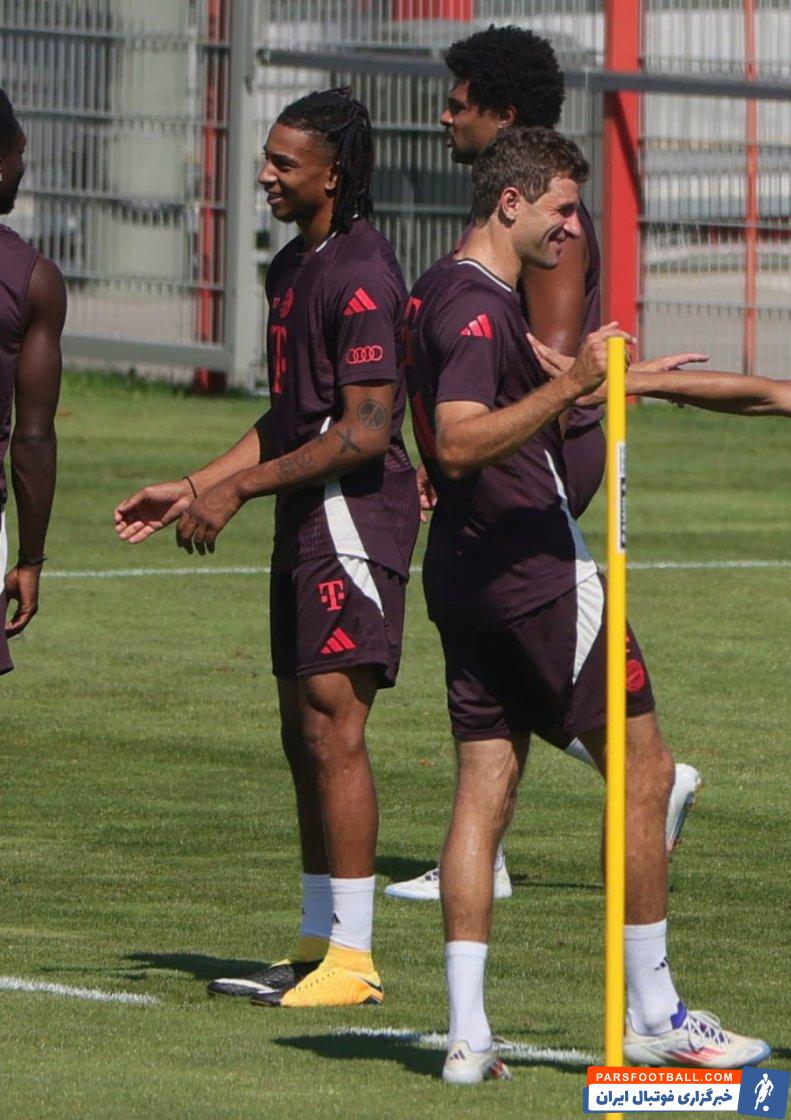 اولیسه ؛ میشل اولیسه در تمرین تیم بایرن مونیخ 