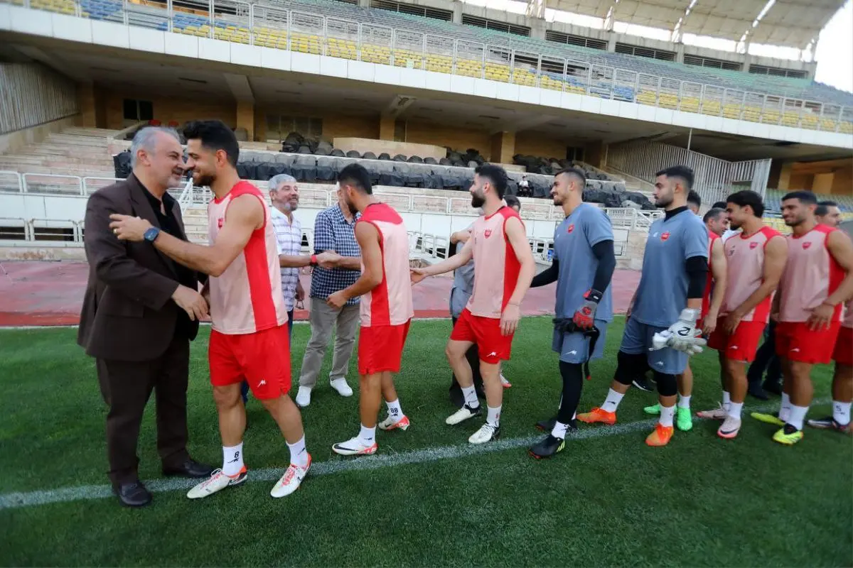 پرسپولیس در حضور پیشکسوتان تمرین کرد