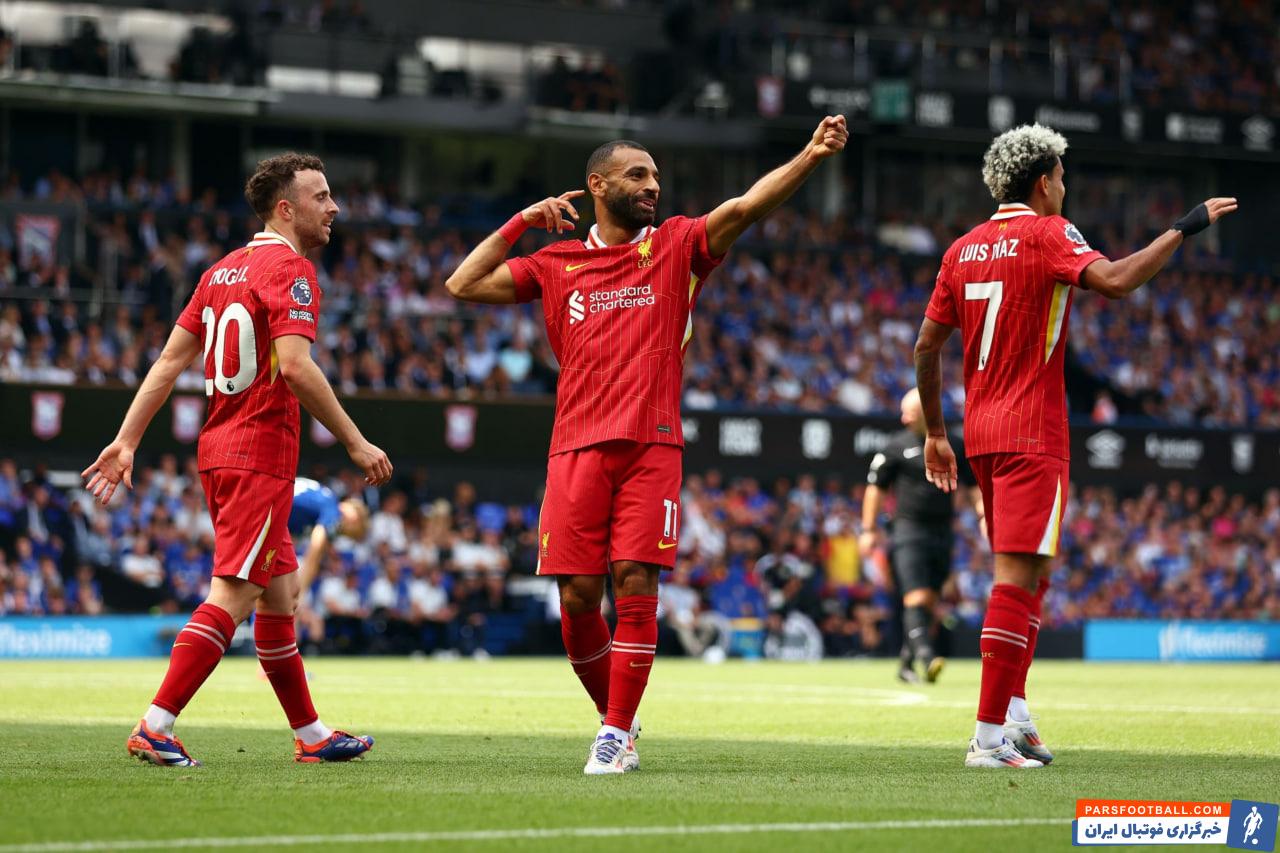 صلاح ؛ خوشحالی گل محمد صلاح ستاره لیورپول با ژست تیراندازی با کمان