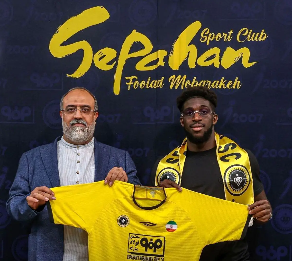 ابوبکر کامارا با عقد قراردادی به سپاهان پیوست