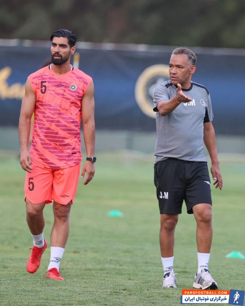 سپاهان ؛ تمرین با انگیزه بازیکنان سپاهان پیش از دیدار برابر شباب الاهلی