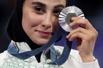 ناهید کیانی پیام جدیدی در صفحه خود منتشر کرد