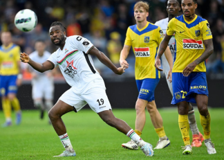 وسترلو در حضور ستاره ایرانی مقابل حریفش به تساوی رسید