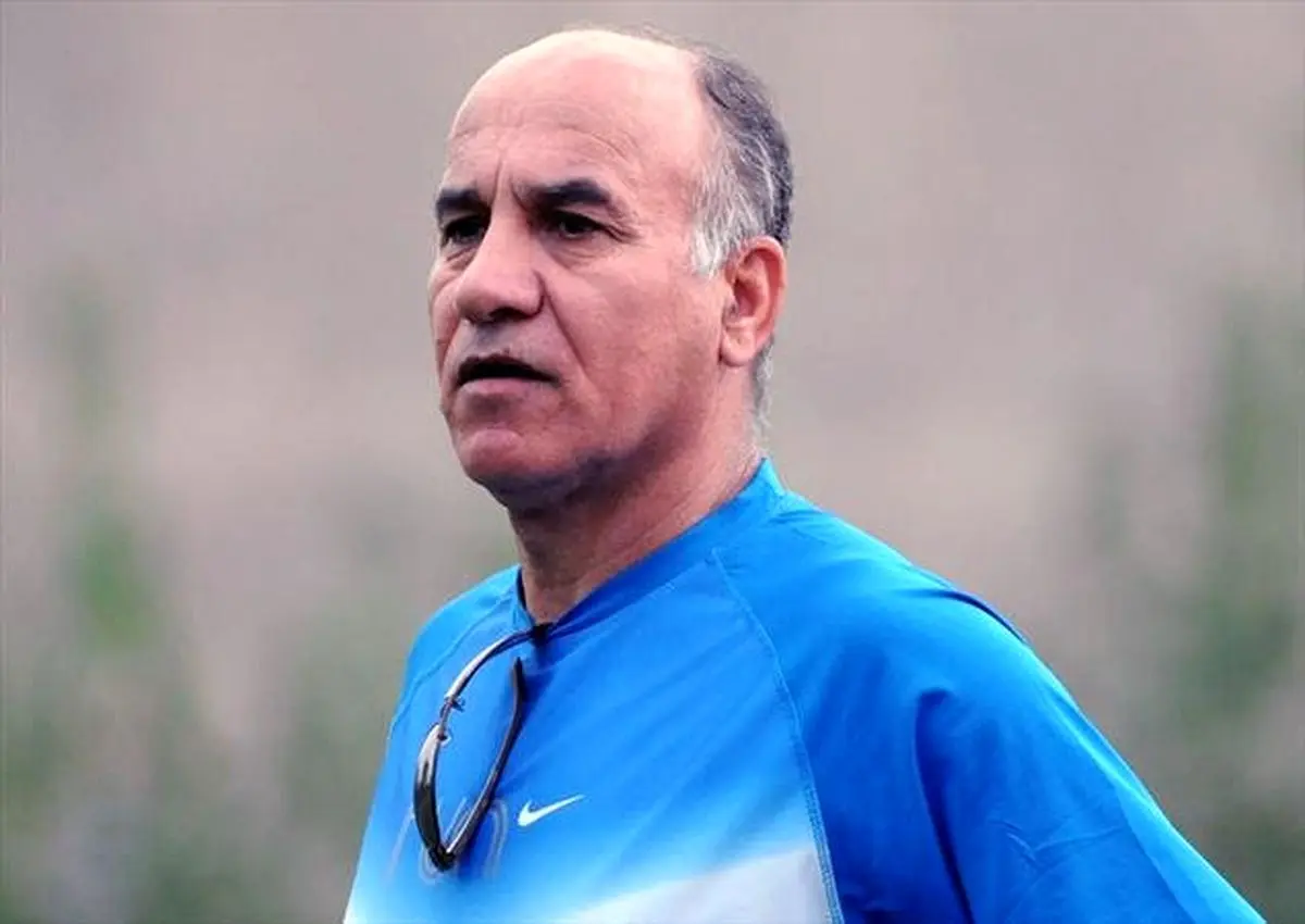 ابراهیم قاسمپور : سرمربی جدید پرسپولیس به نوعی مثل هندوانه دربسته می ماند