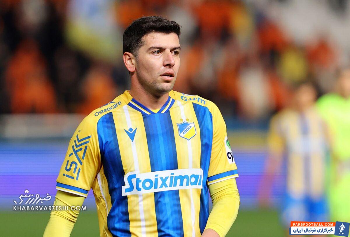 کارنامه یاغی جدید فوتبال ایران/ پیراهن سرخ بر تن استقلالی ۱۶۰ میلیون تومانی!