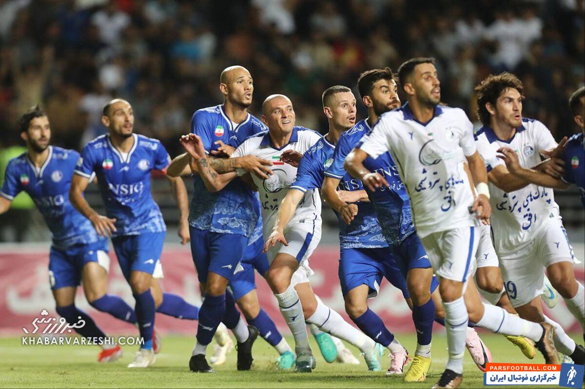 الغرافه مقابل استقلال اعتماد به‌نفس کاذب دارد/ بی‌کفایتی مدیران موجب مضحکه فوتبال شده است/ قضاوت با ۸ داور و باز هم اشتباه شرم‌آور است!