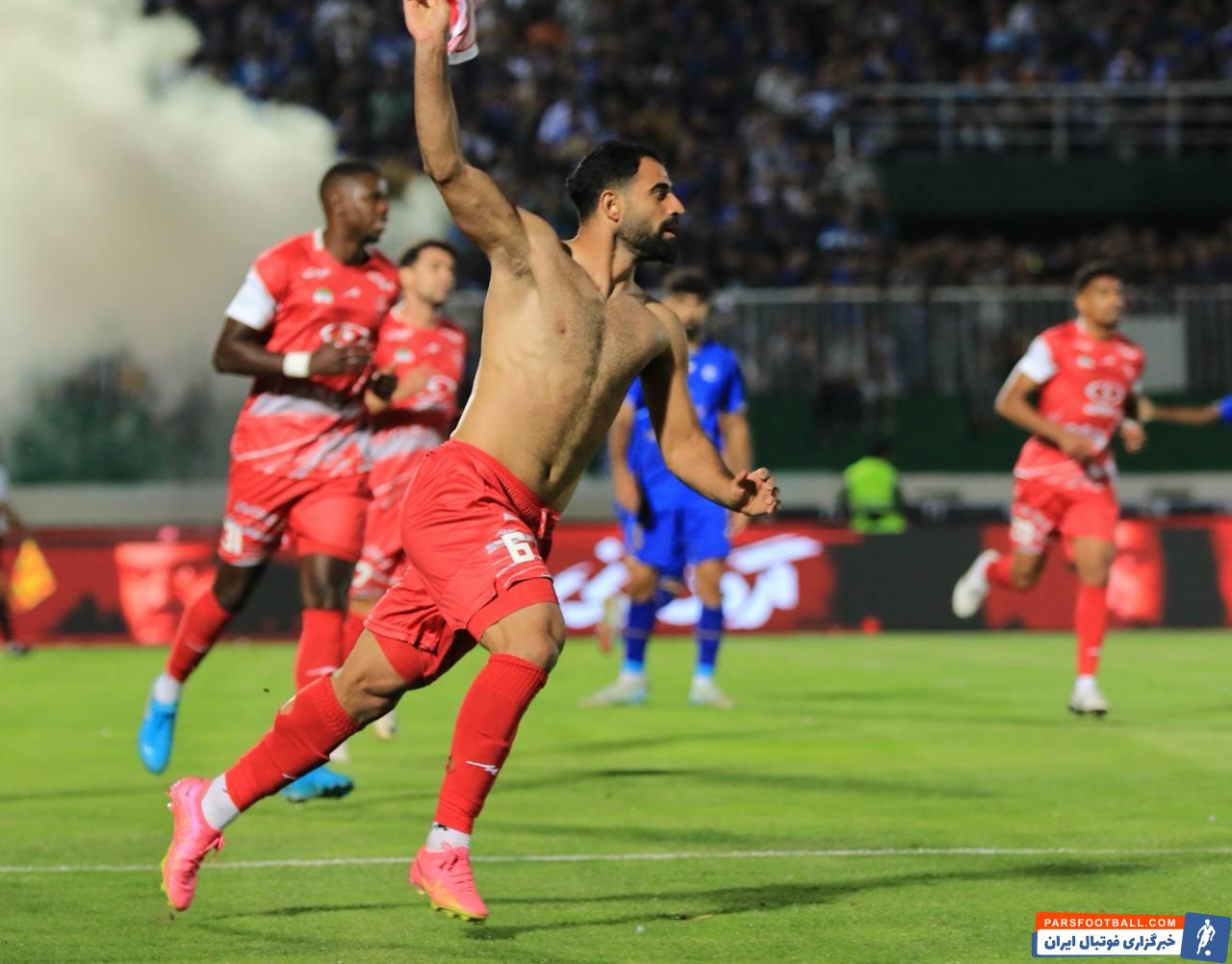 پرسپولیس ؛ تصاویری از شادی گل محمدحسین کنعانی‌زادگان پس از گلزنی به استقلال 