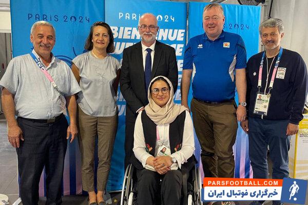 انتقاد از فدراسیونی که دفتر کار شده/ به مترجم مدرک مربیگری دادند